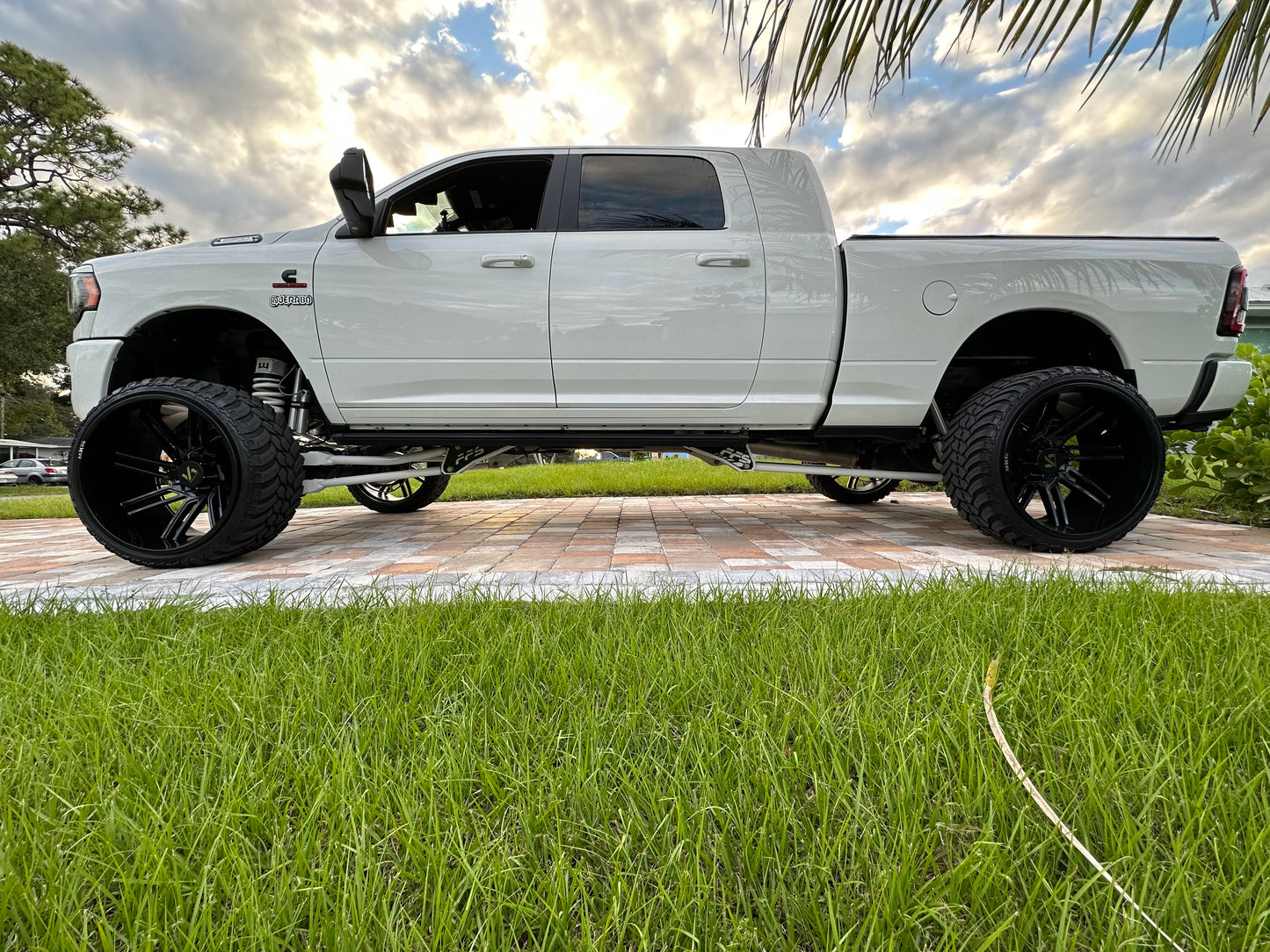 14-C Ram 2500 Rear Long Arm Uppers Adjustable Link Kit