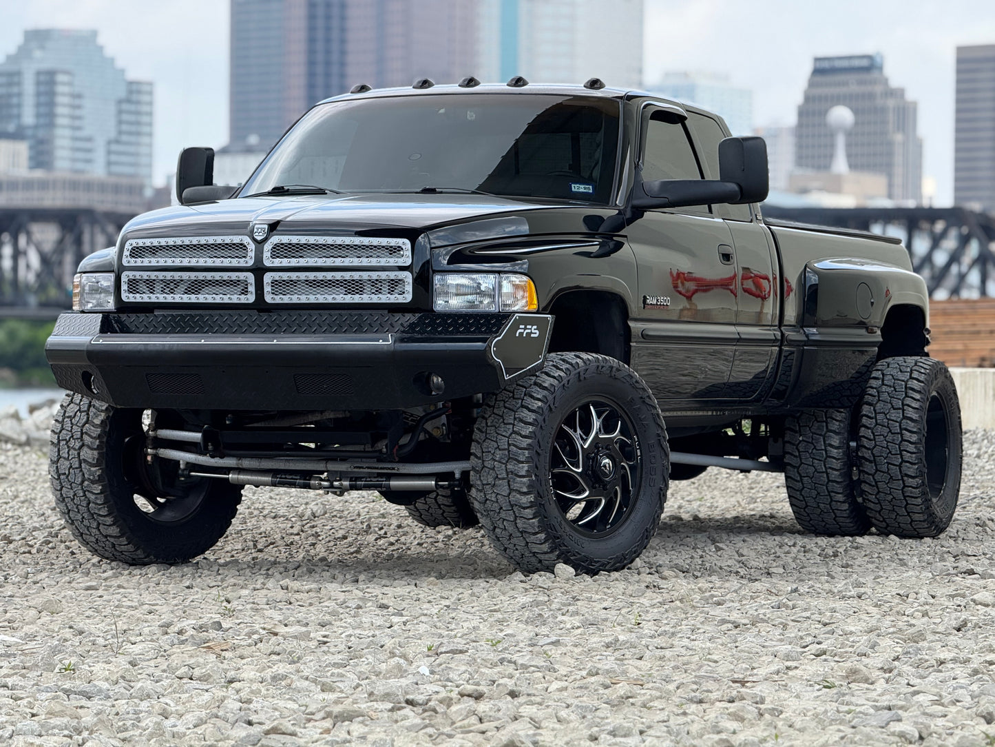 94-02 2nd Gen Dodge Ram Amp Research Power Folding Step Kit