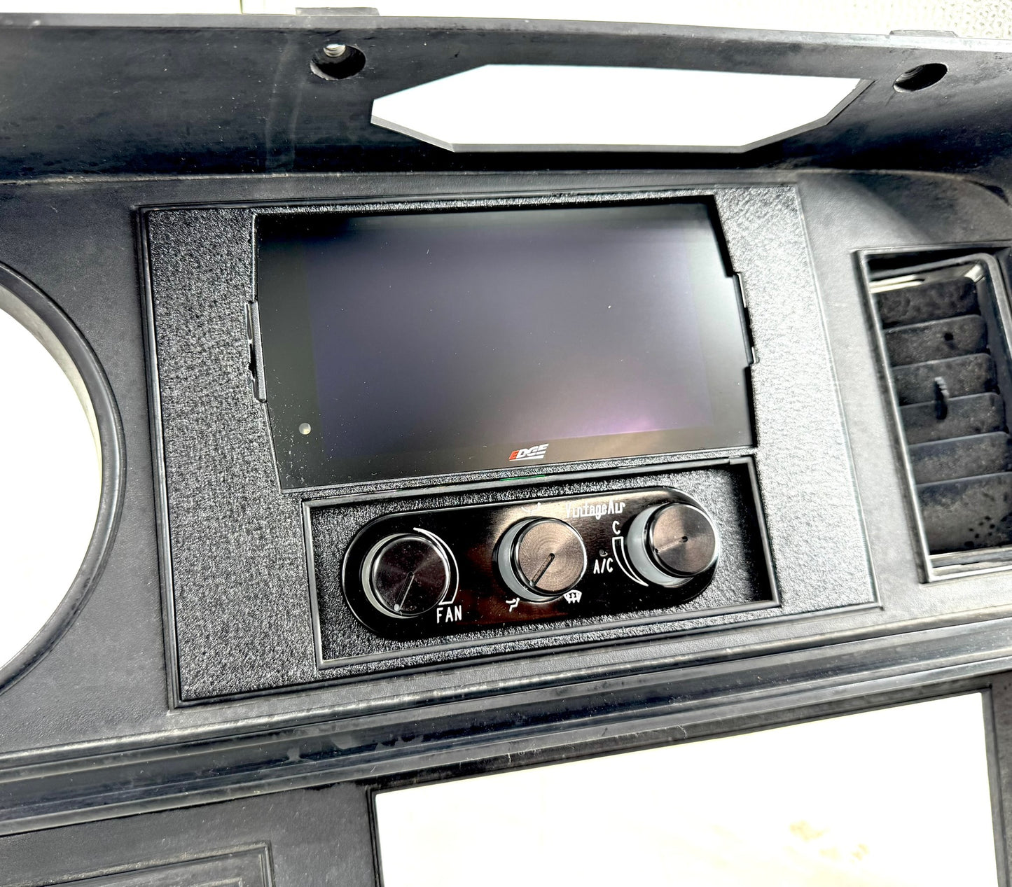81-93 Dodge Dash Edge CTS3 and Vintage Air Installation Kit