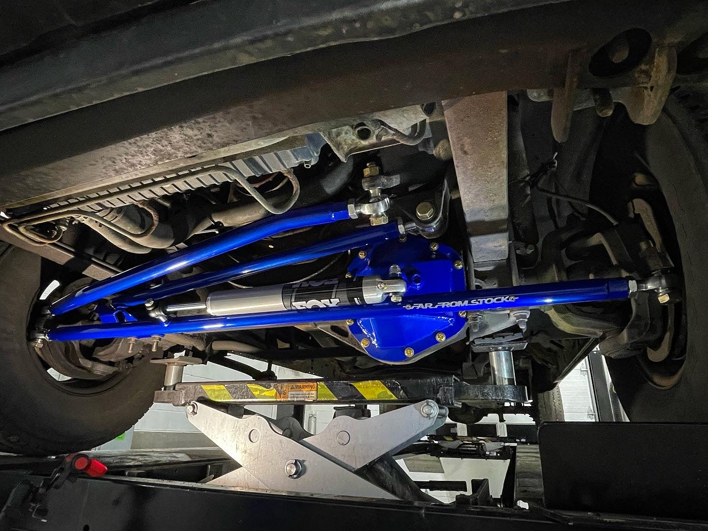 99-04 Ford Super Duty Steering Kit