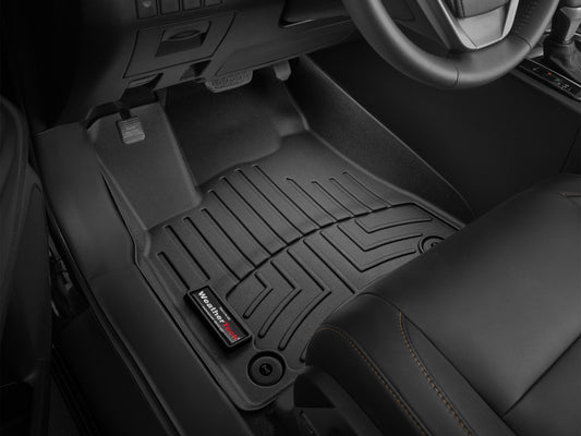 18-C WRANGLER UNLIMITED REAR FLOOR