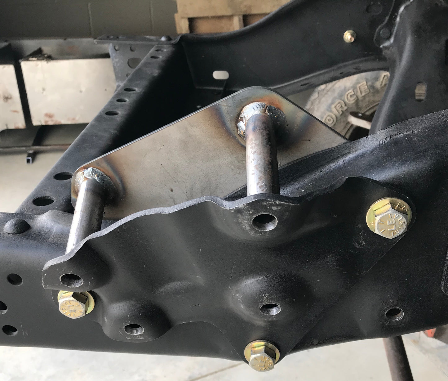 72-93 (4x4 STOCK) Steering Dodge Steering Box Brace