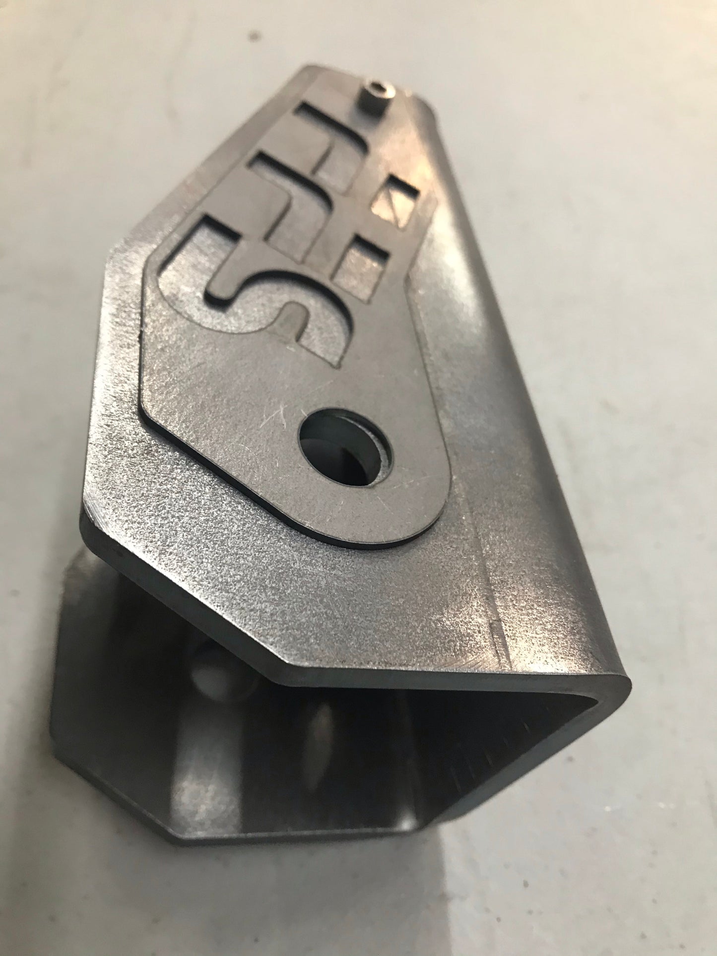 FFS CHASSIS LINK BRACKETS