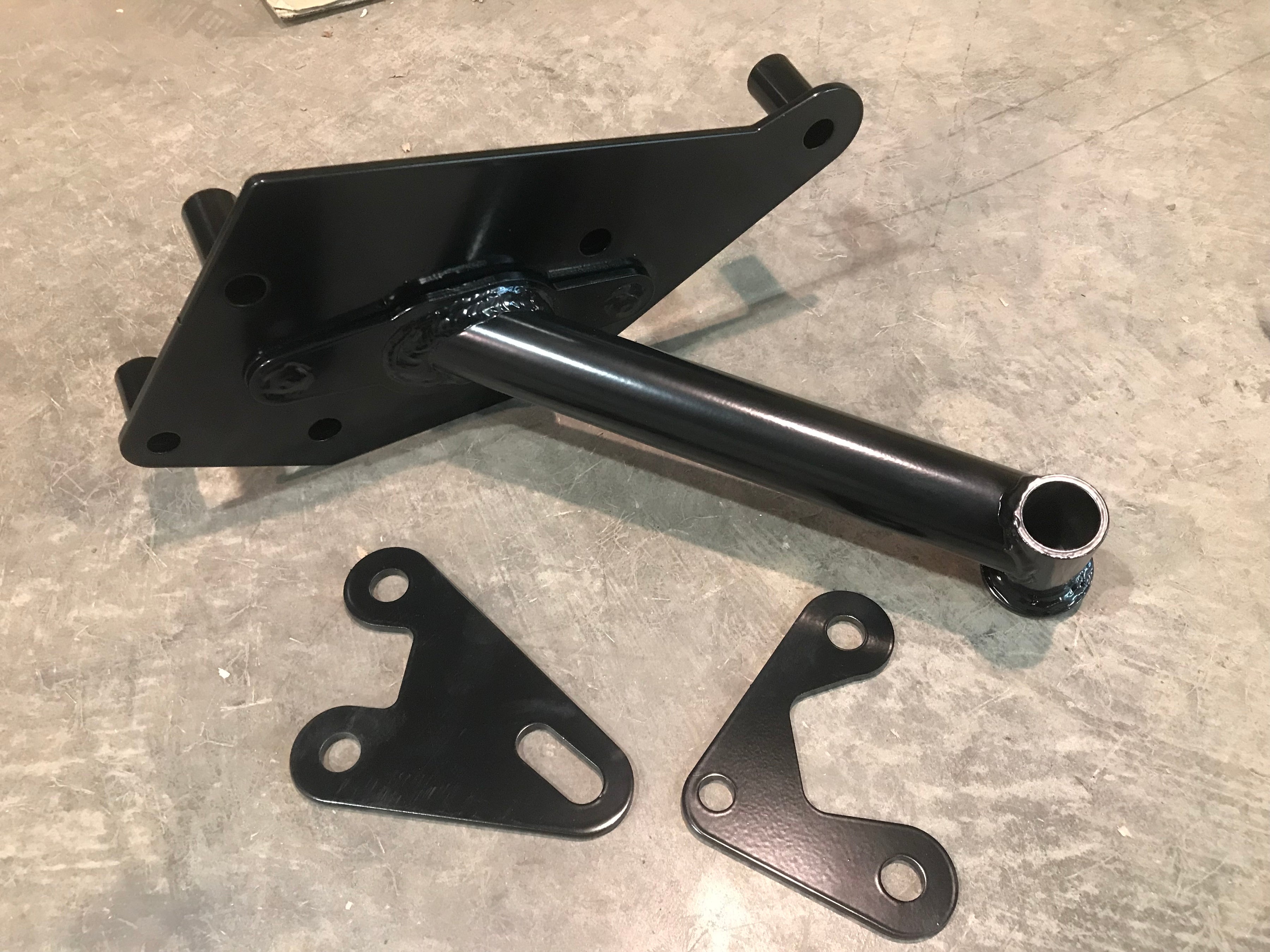 72-93 (4x4 CROSSOVER) Dodge Steering Box Brace & 2WD — Far From Stock