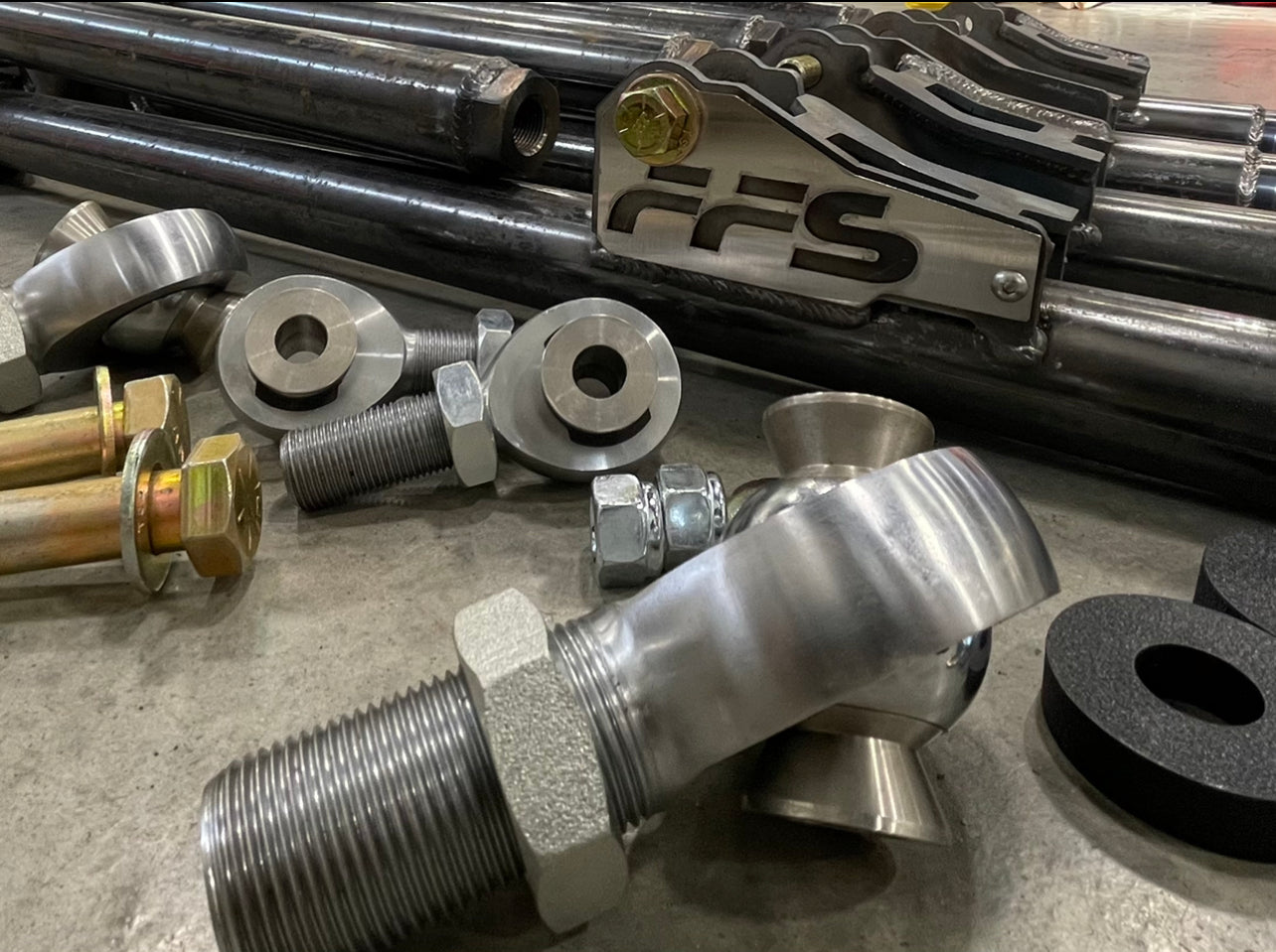 Radius Arm kit Ford 05-22 Dana 60 Super Duty