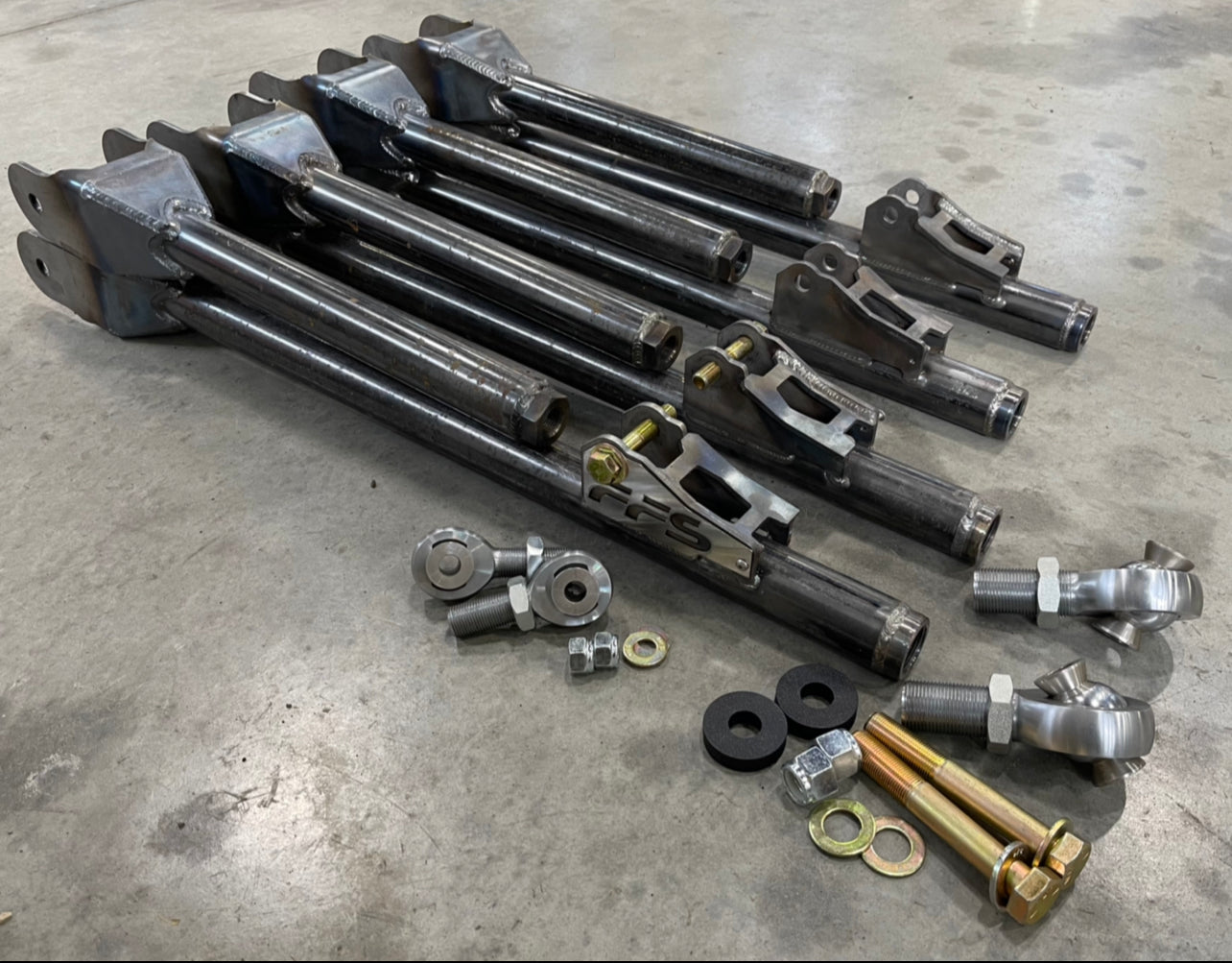 Radius Arm kit Ford 05-22 Dana 60 Super Duty