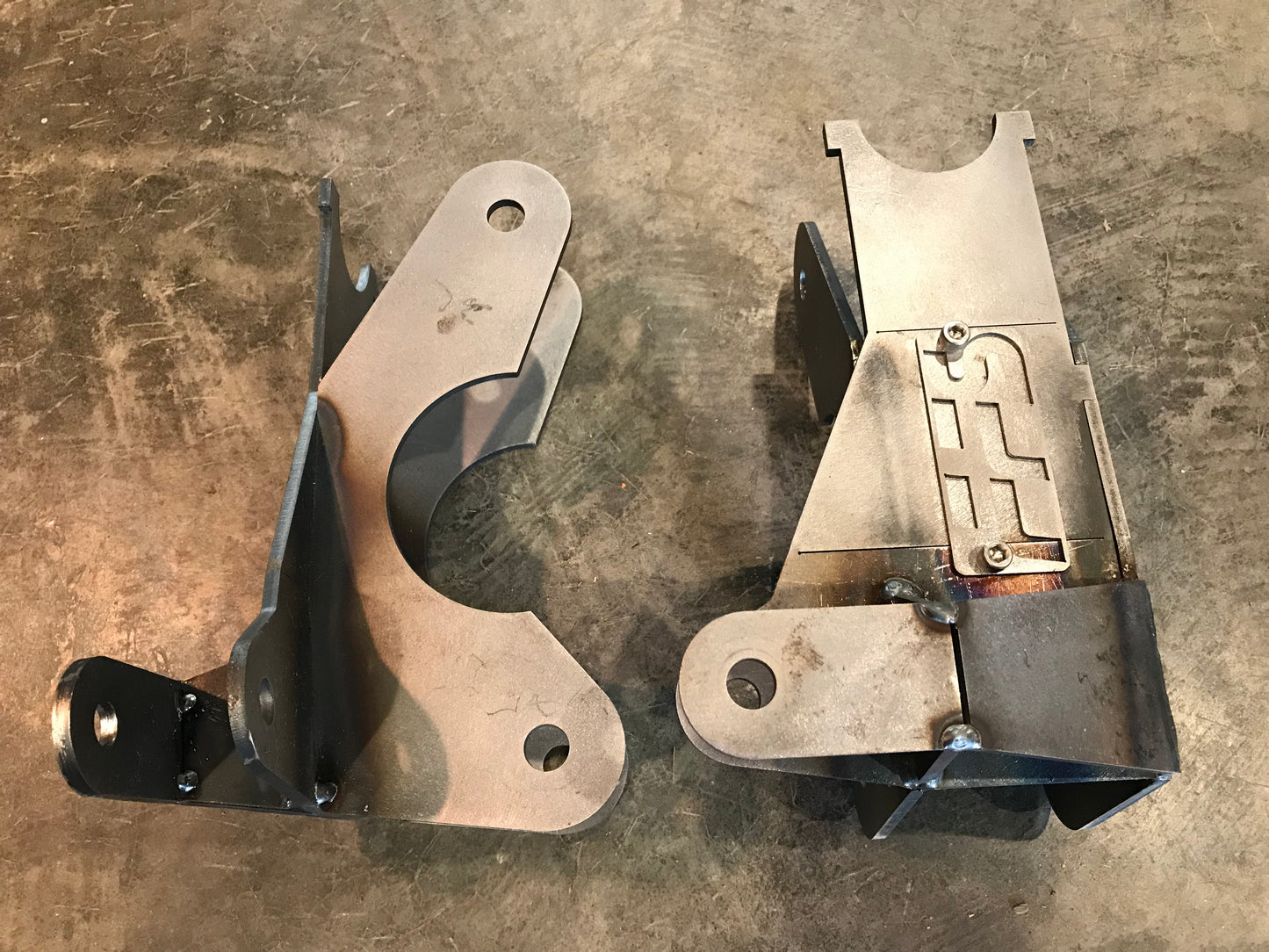 Rear Axle Link Mount Set (1st Gen Ram 72-93 Dodge)