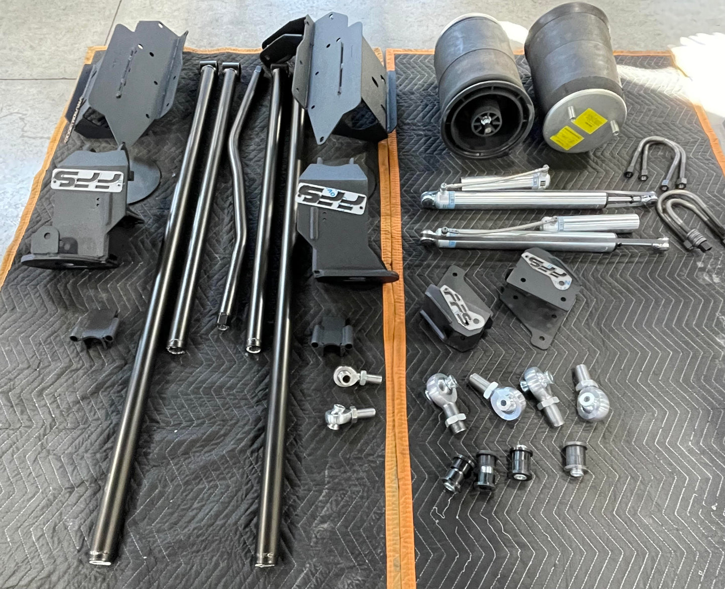 94-02 2g Long Travel Air Suspension (REAR)